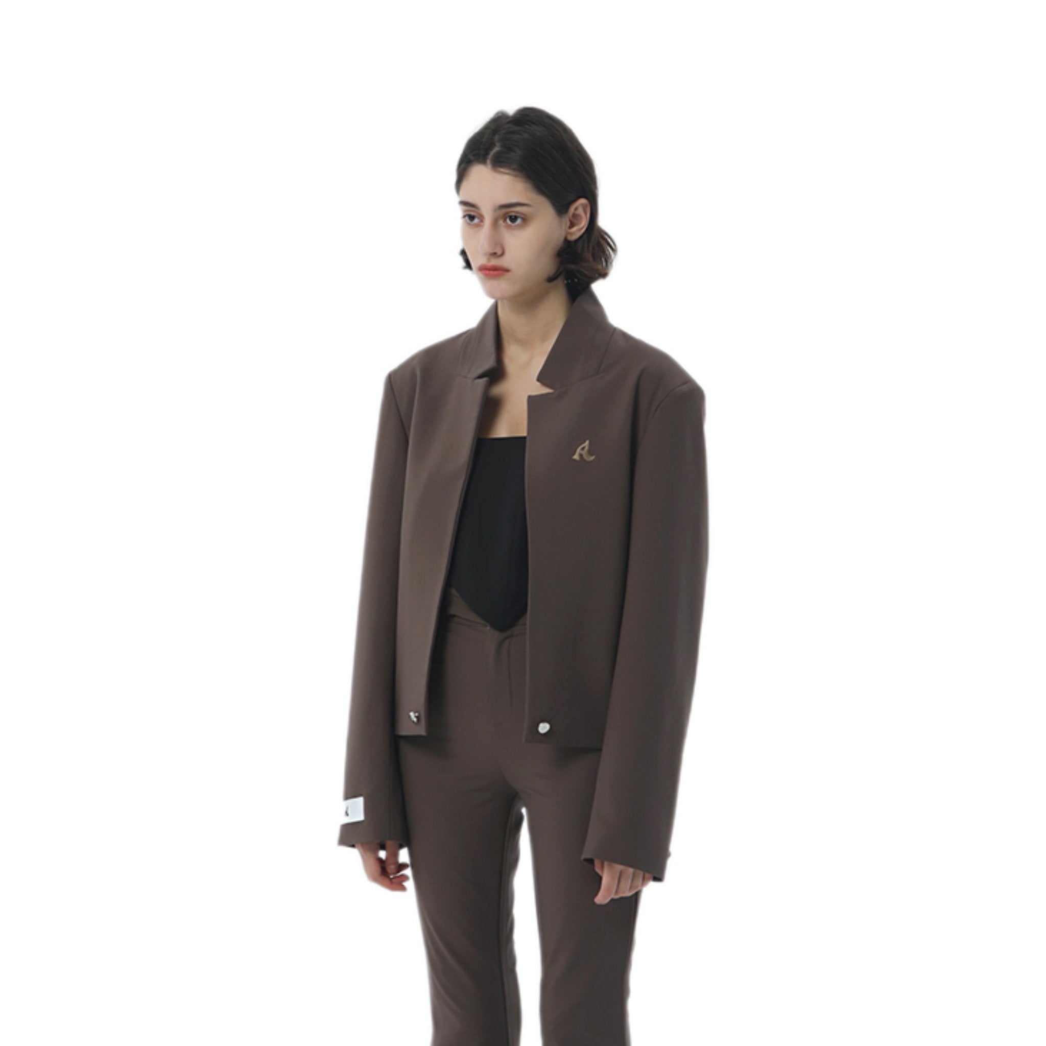 AIN'T SHY V-Neck Jacket Brown | MADA IN CHINA