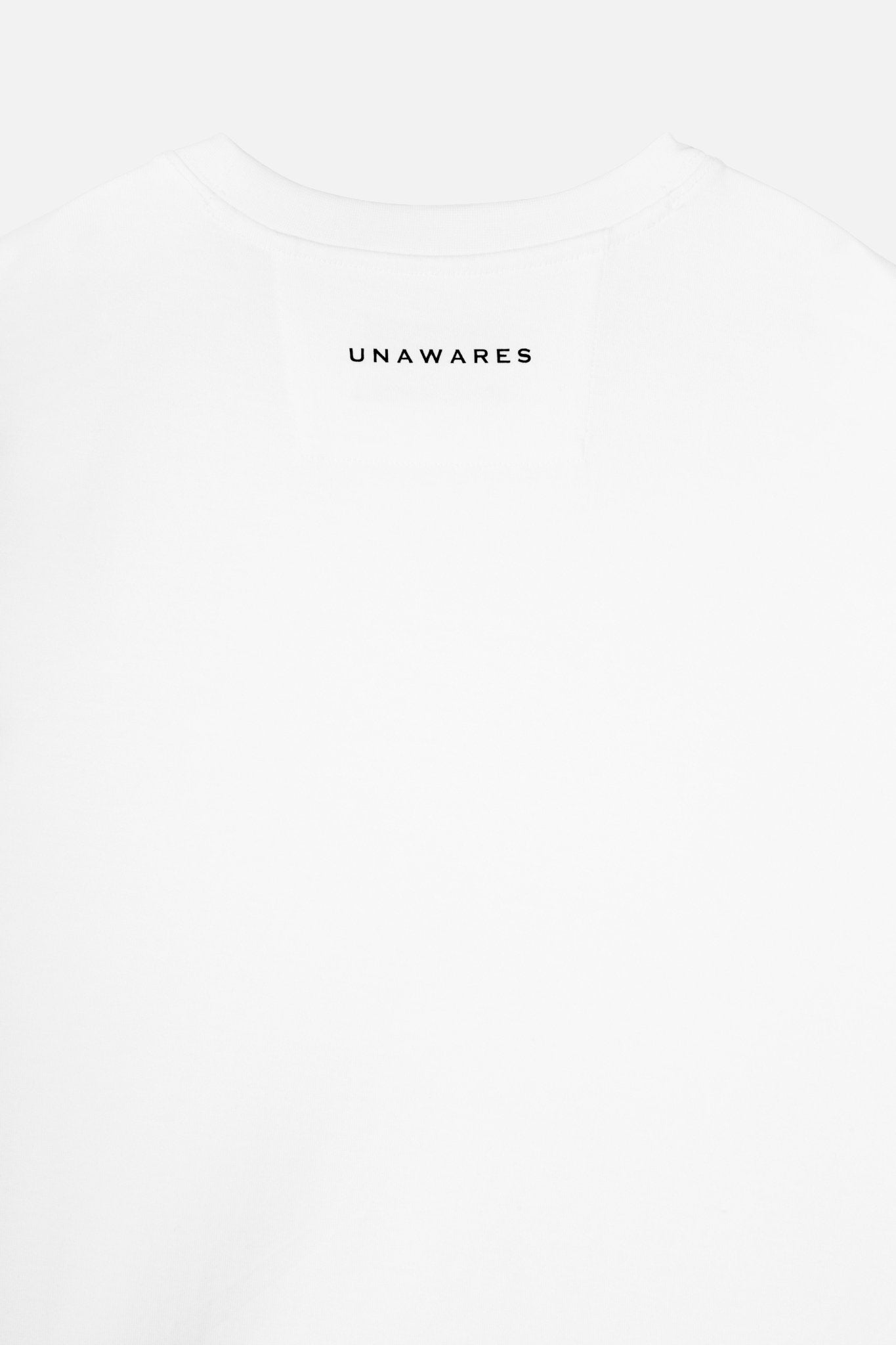 UNAWARES White Basic Slim Fit T-shirt | MADA IN CHINA