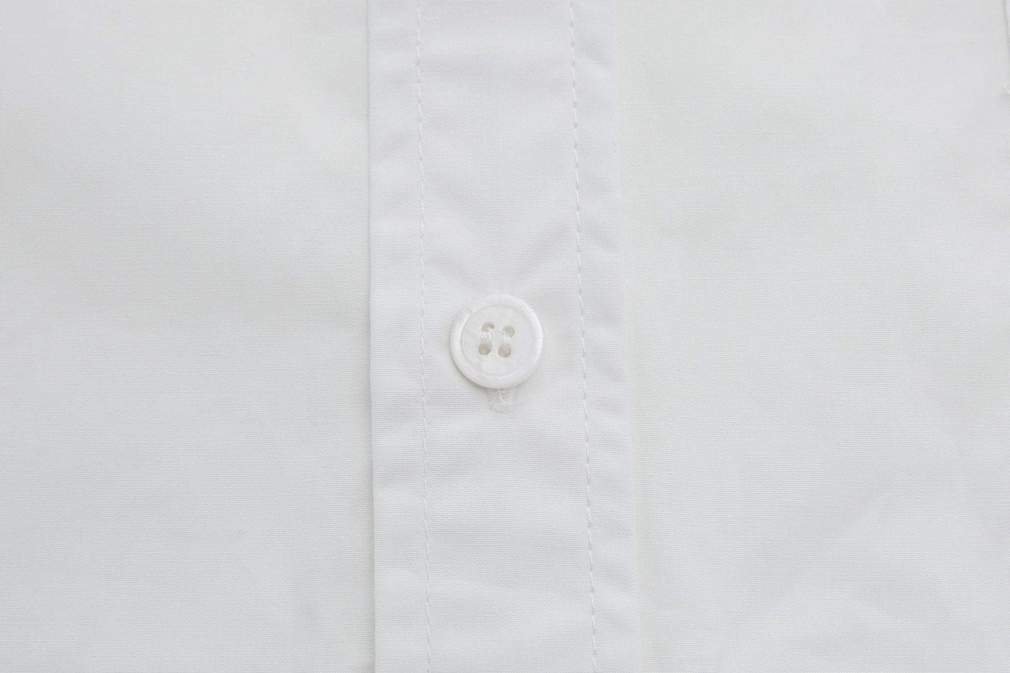 Maca Kaka White Double-sleeved Shirt | MADA IN CHINA