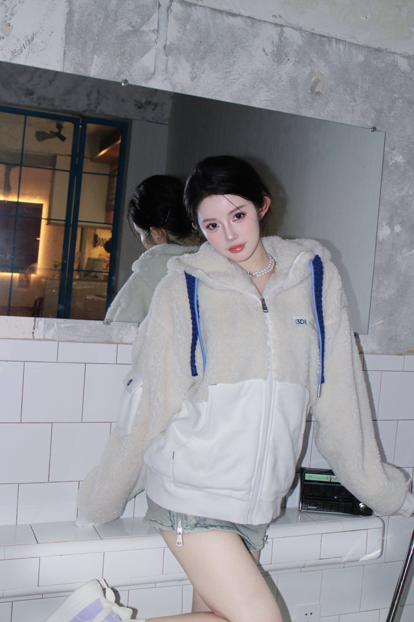13DE MARZO White Fake Lamb Fur Patchwork Hoodie | MADA IN CHINA