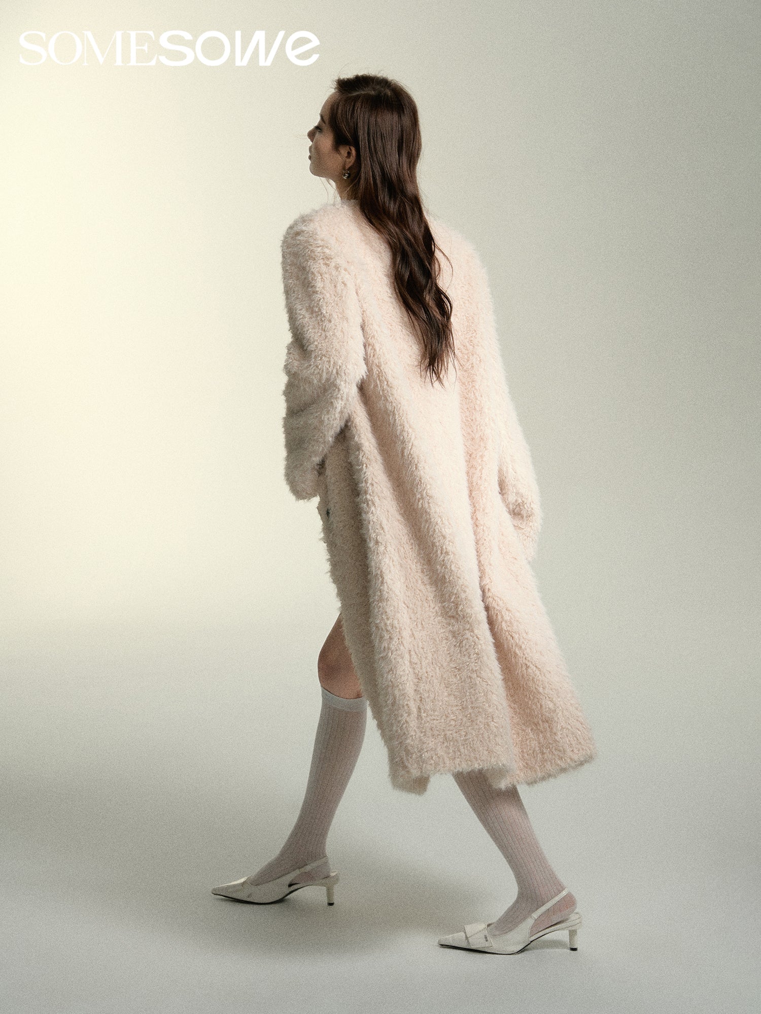 SOMESOWE White Faux Fur Long Coat | MADA IN CHINA