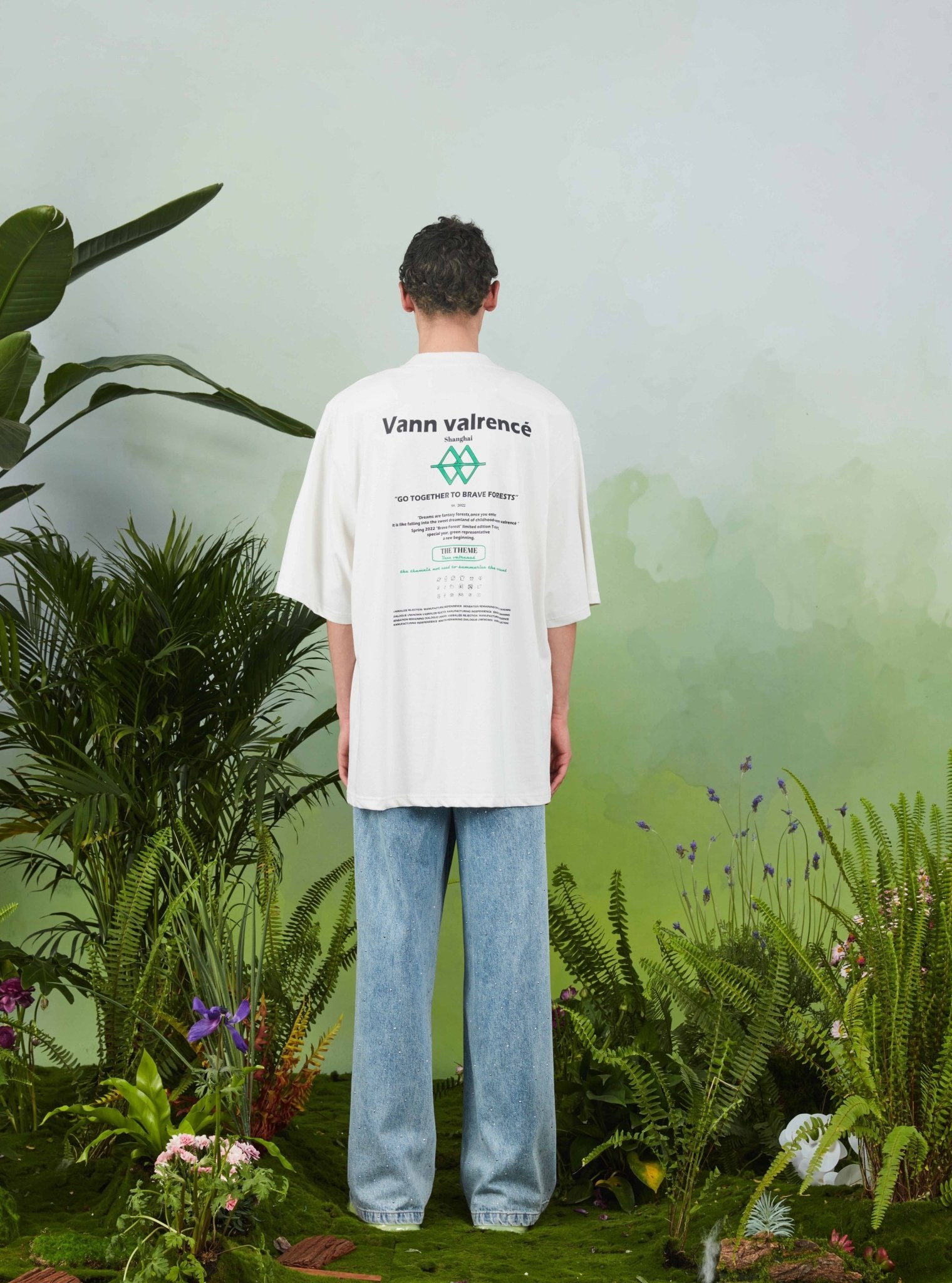 VANN VALRENCÉ White "Five Cities Linkage" Limited Compassion T-shirt | MADA IN CHINA