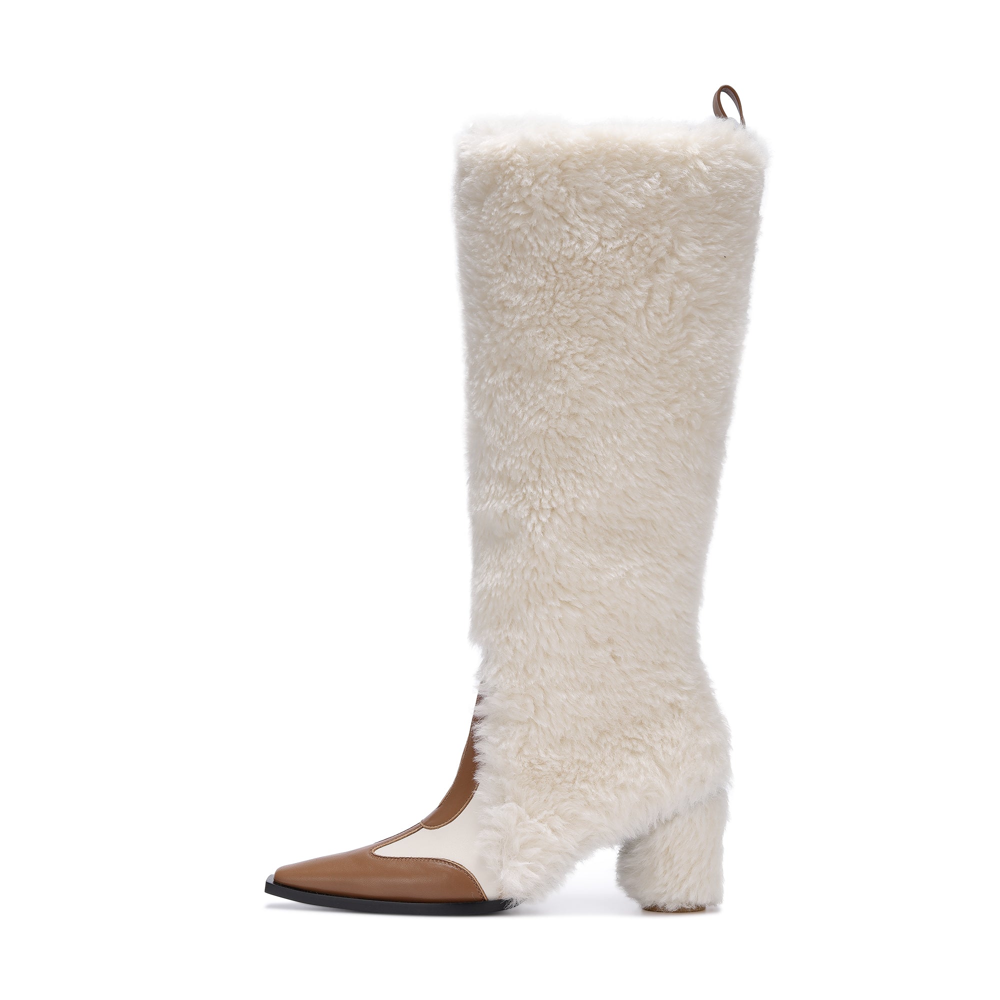 LOST IN ECHO White Pointed Sports Shoe Surface Stitching Furry Wide Boots | MADA IN CHINA