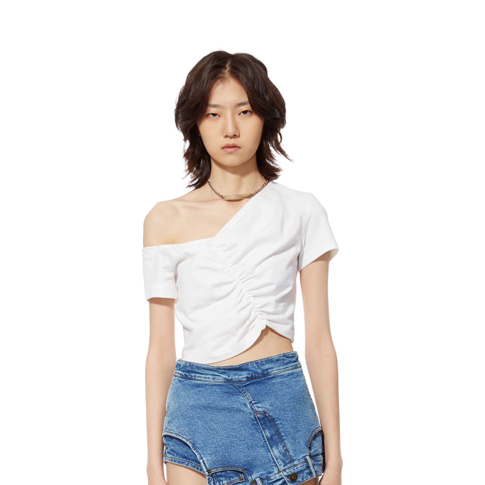 MARRKNULL White Slant Shoulder Pleated Tee | MADA IN CHINA