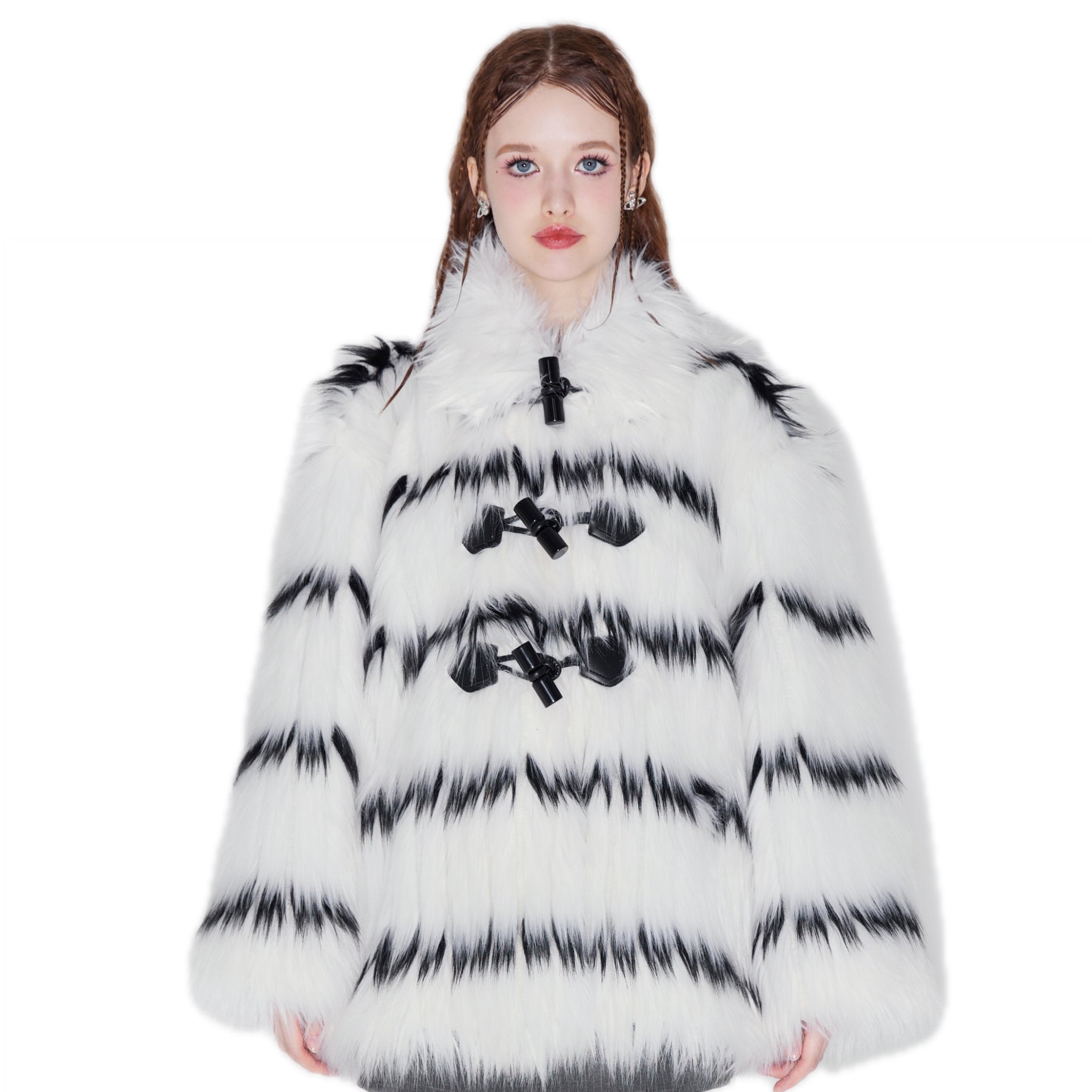 Andrea Martin White Striped Buttoned Fur Feather Coat | MADA IN CHINA