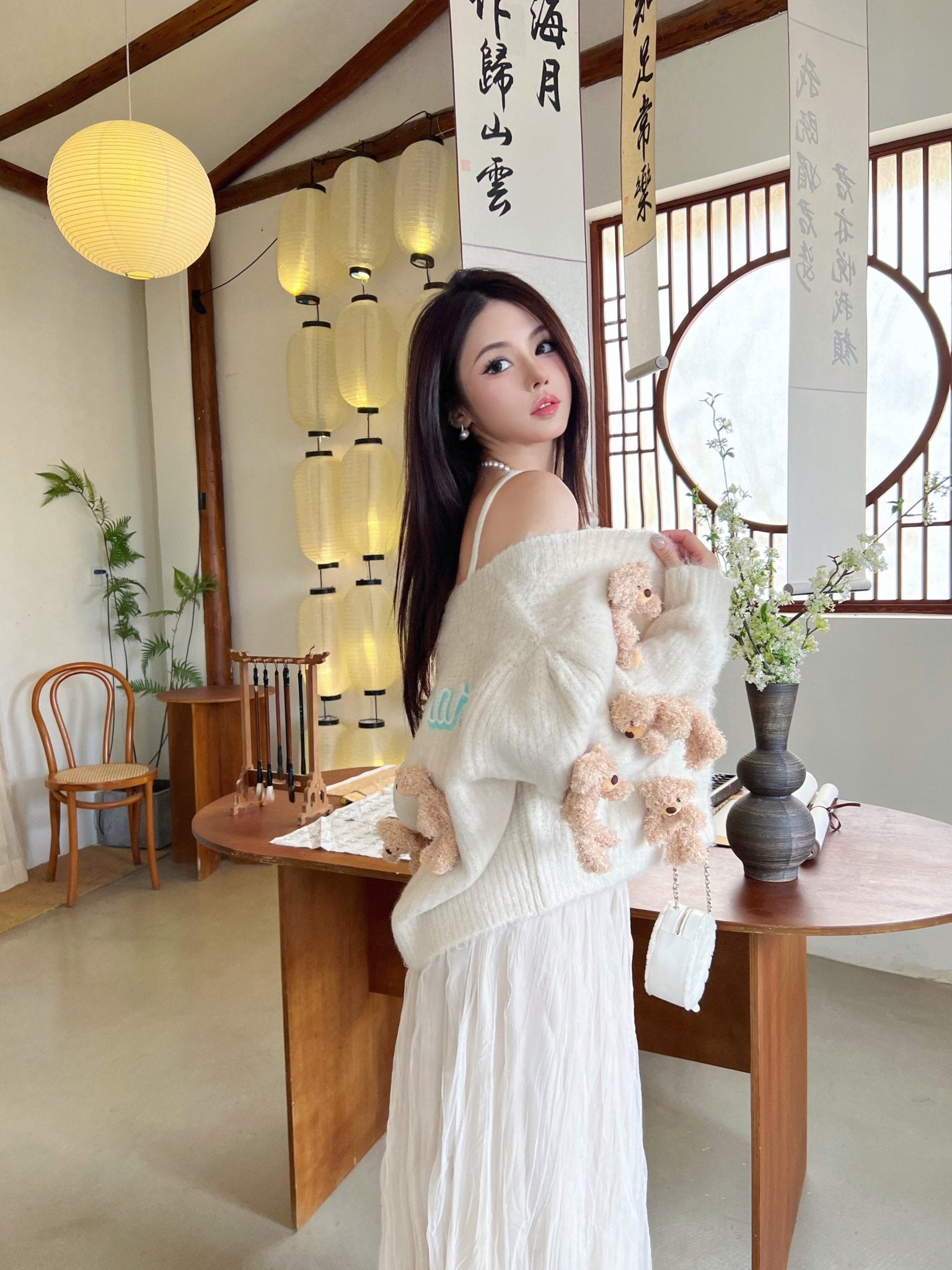 13DE MARZO White Toys Cardigan | MADA IN CHINA